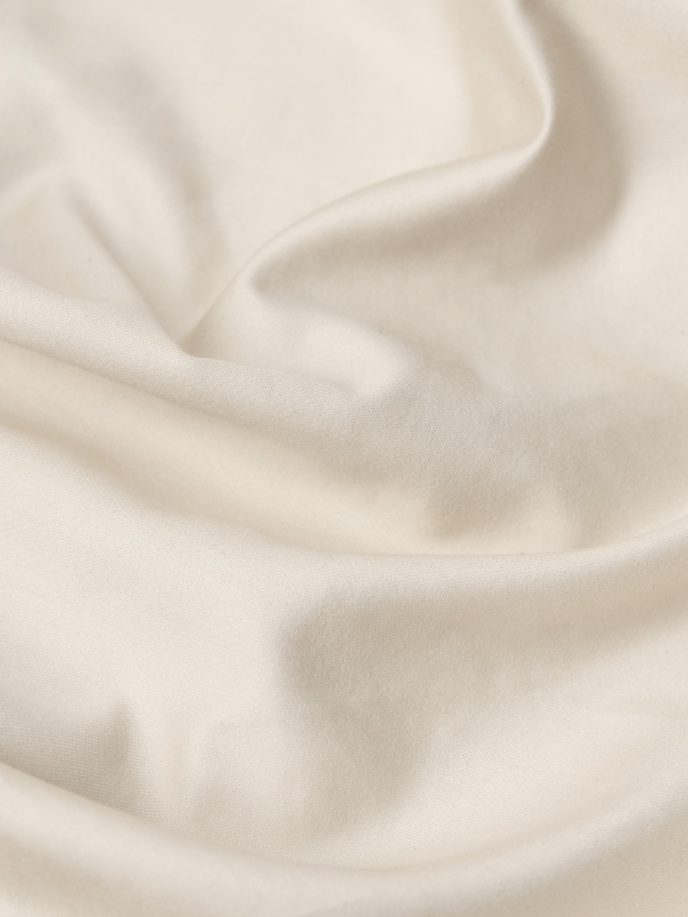 John Lewis Egyptian cotton sateen 600 thread count fitted sheet double, UK version