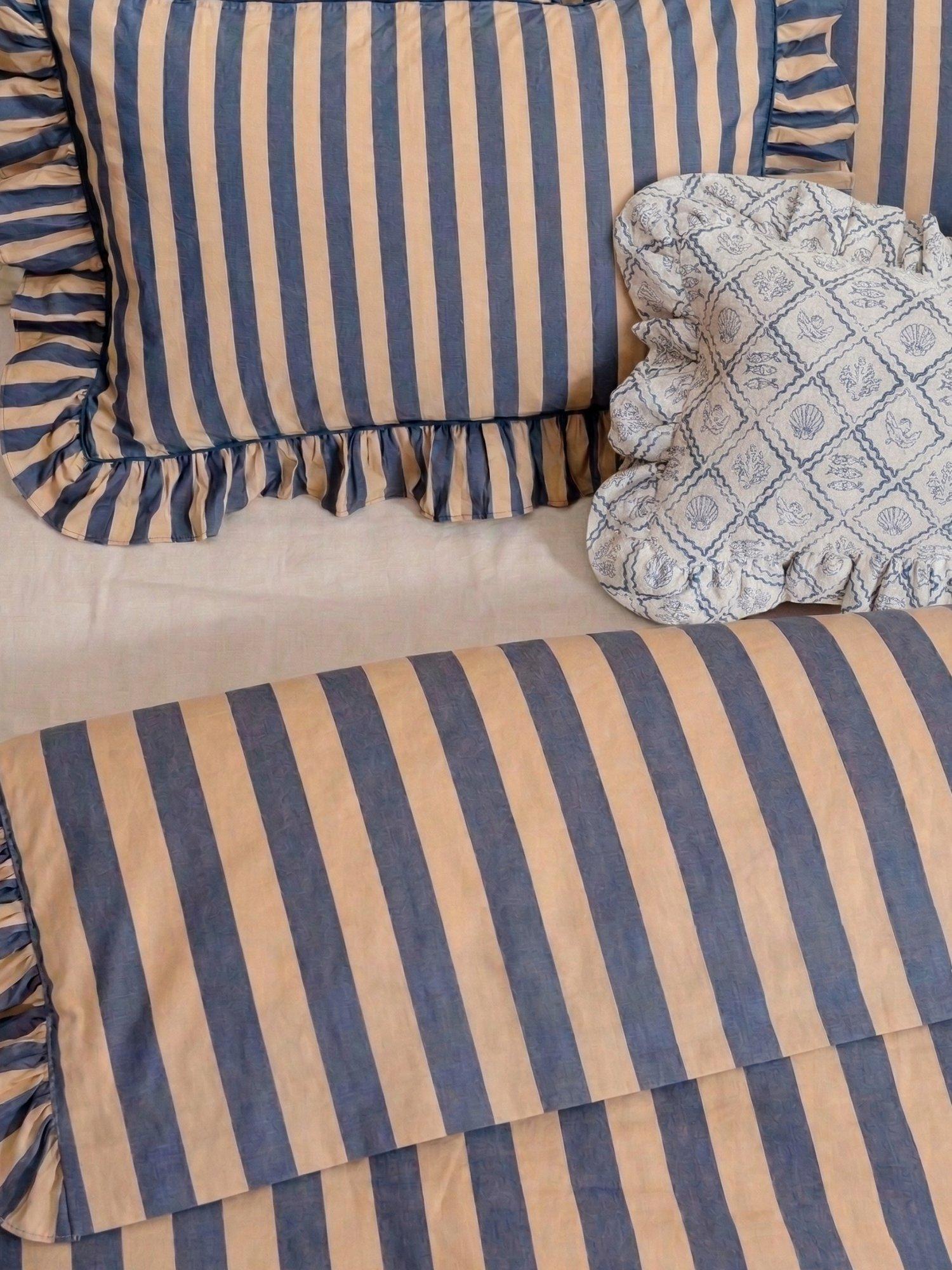 TBCo duvet cover set navy stripe double UK version
