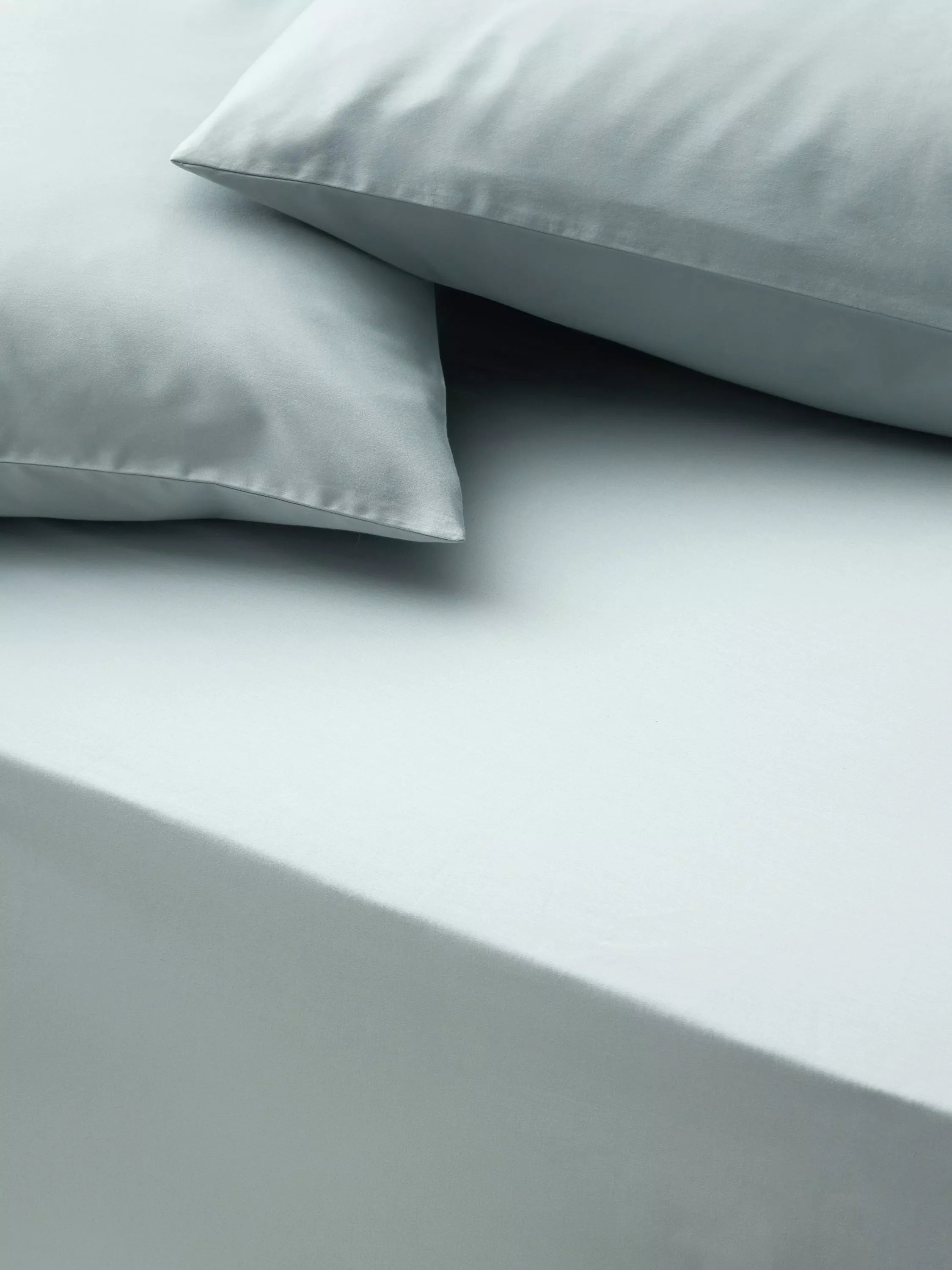 John Lewis Temperature Balance Cotton Sateen 400 Thread Count Deep Fitted Sheet Double