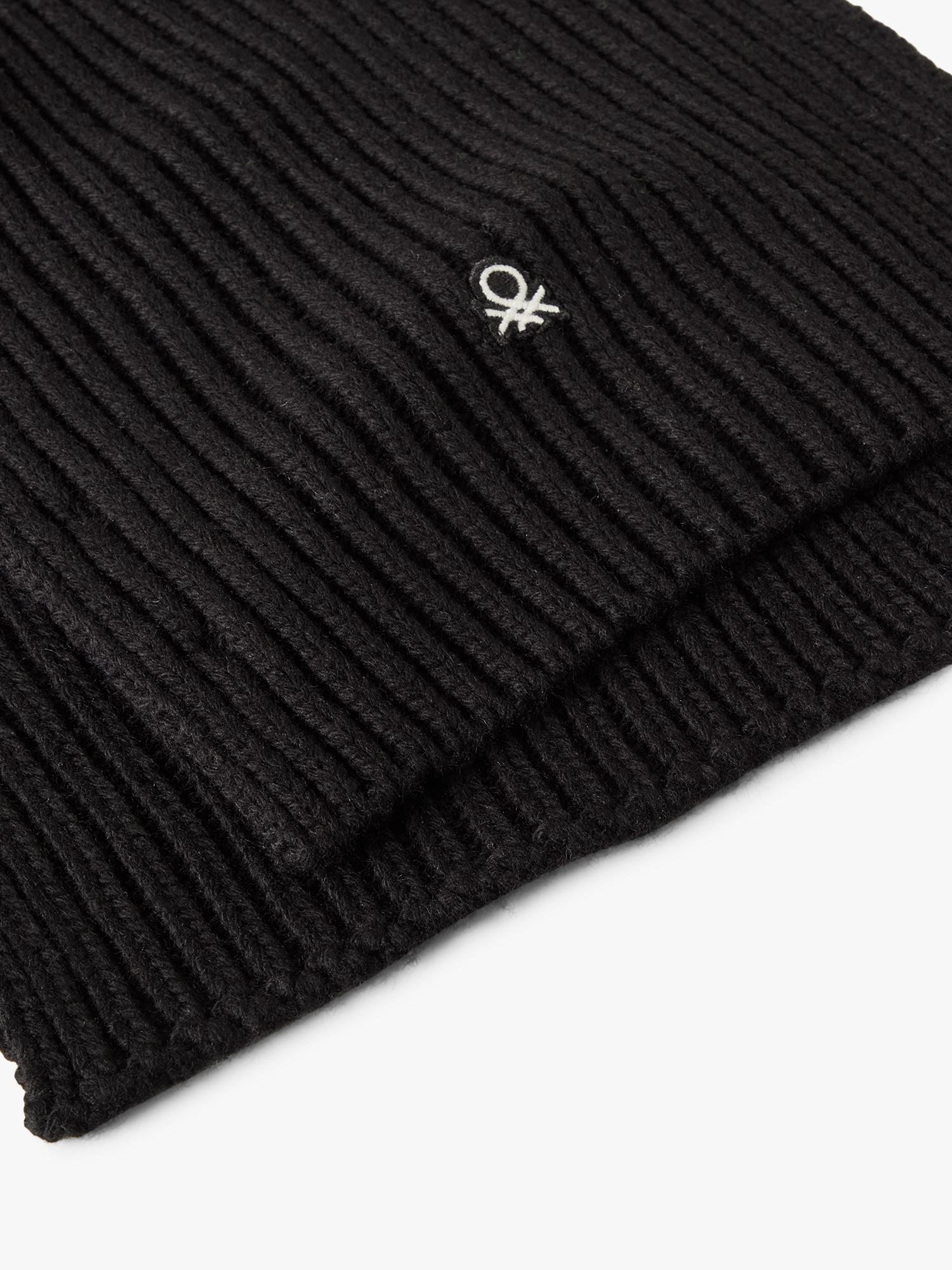 Benetton wool blend scarf black - British product