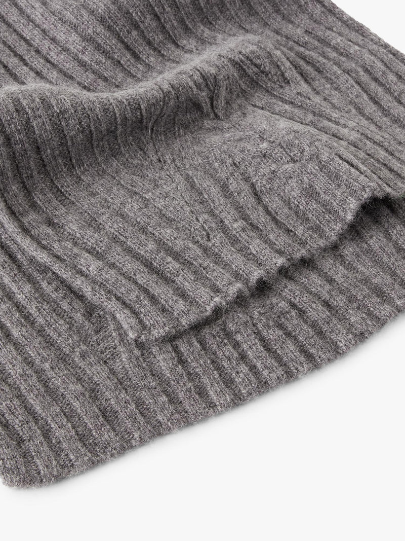Benetton flat ribbed wool rich scarf, imported from the UK