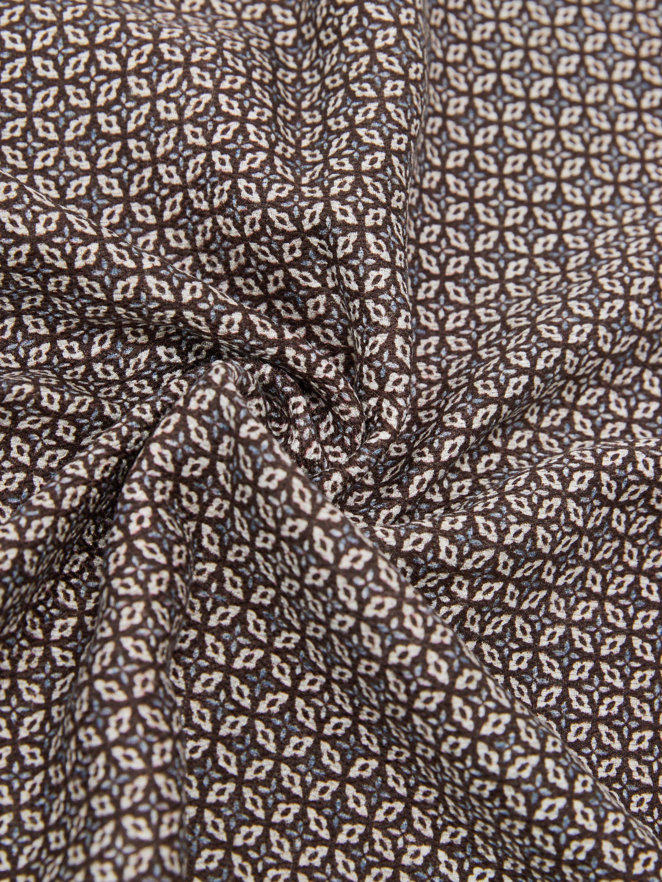 Reiss pocket square Chocolate Brown floral medallion silk (British brand)