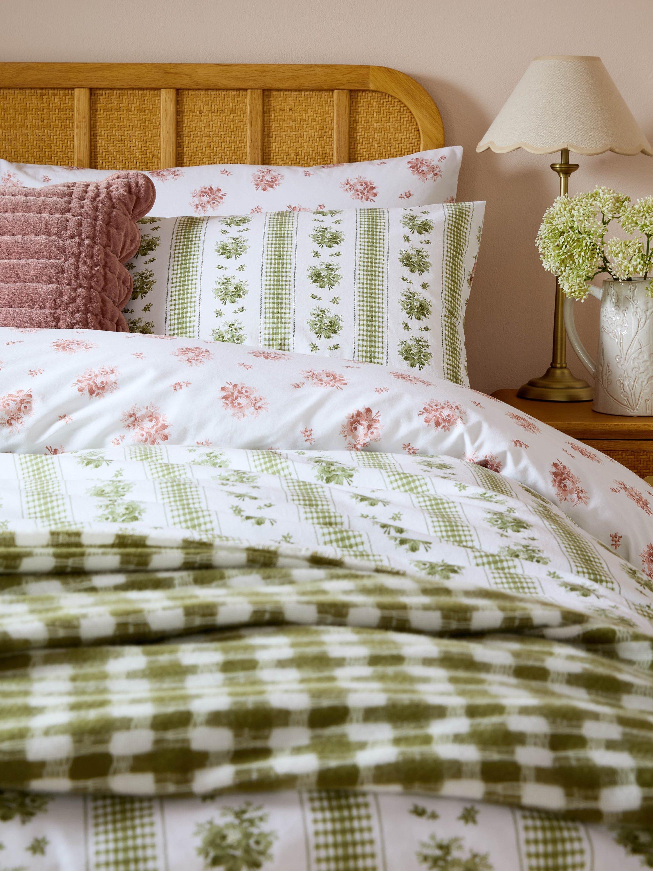 Laura Ashley duvet cover set double floral stripe reversible, imported from the UK