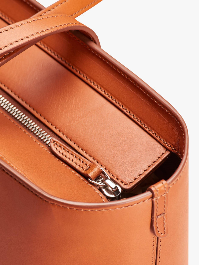 Carl Friedrik Ashby vachetta leather tote bag (British brand)