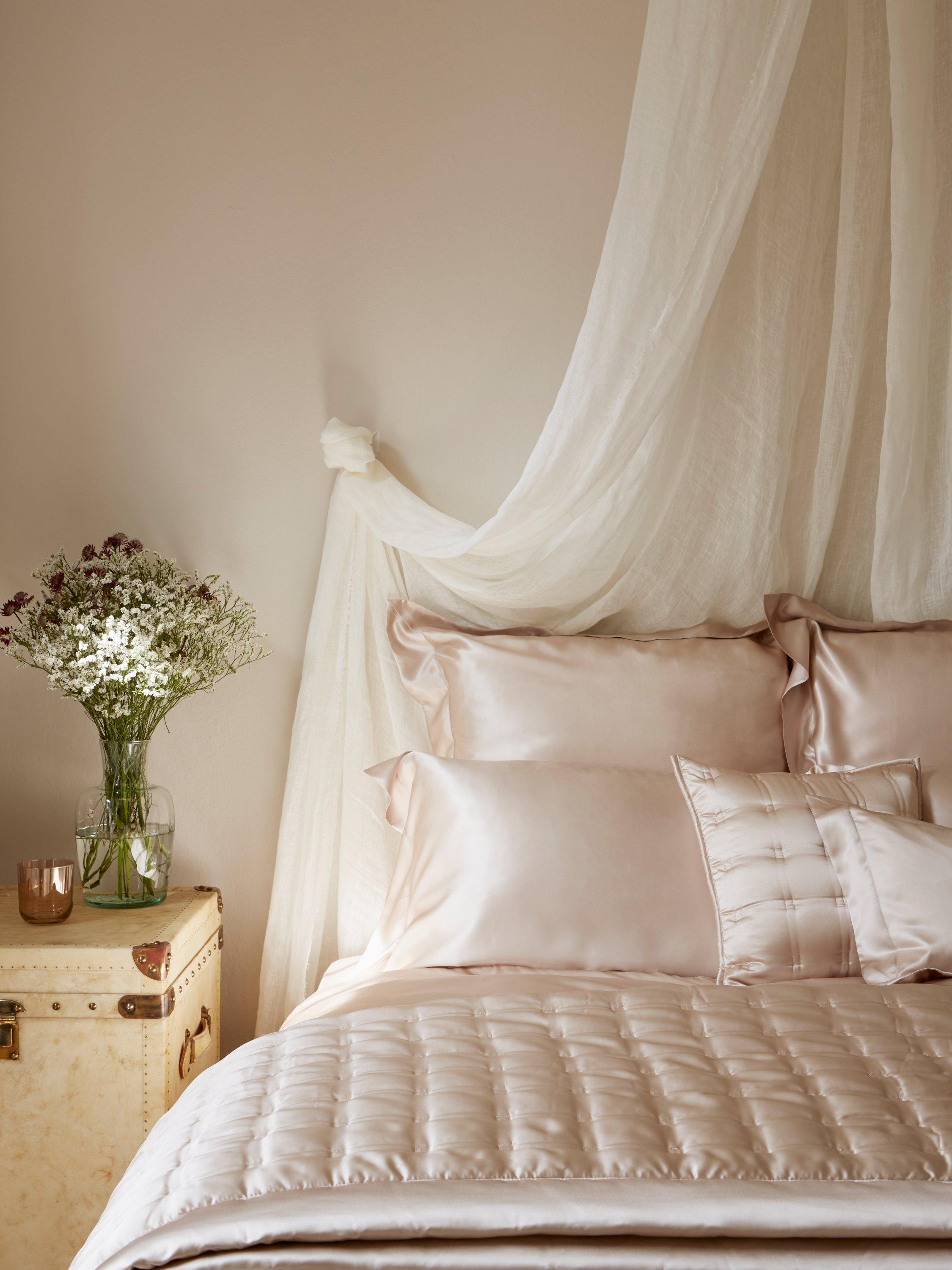 Gingerlily mulberry silk fitted sheet double (British brand)