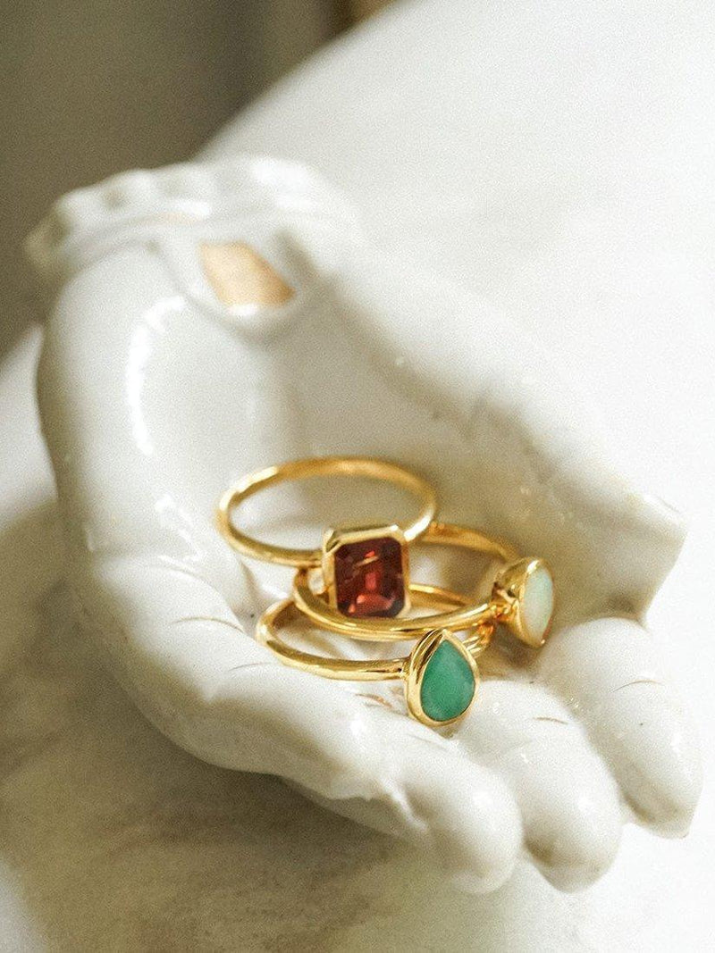 Daisy London emerald birthstone ring gold plated sterling silver - British product