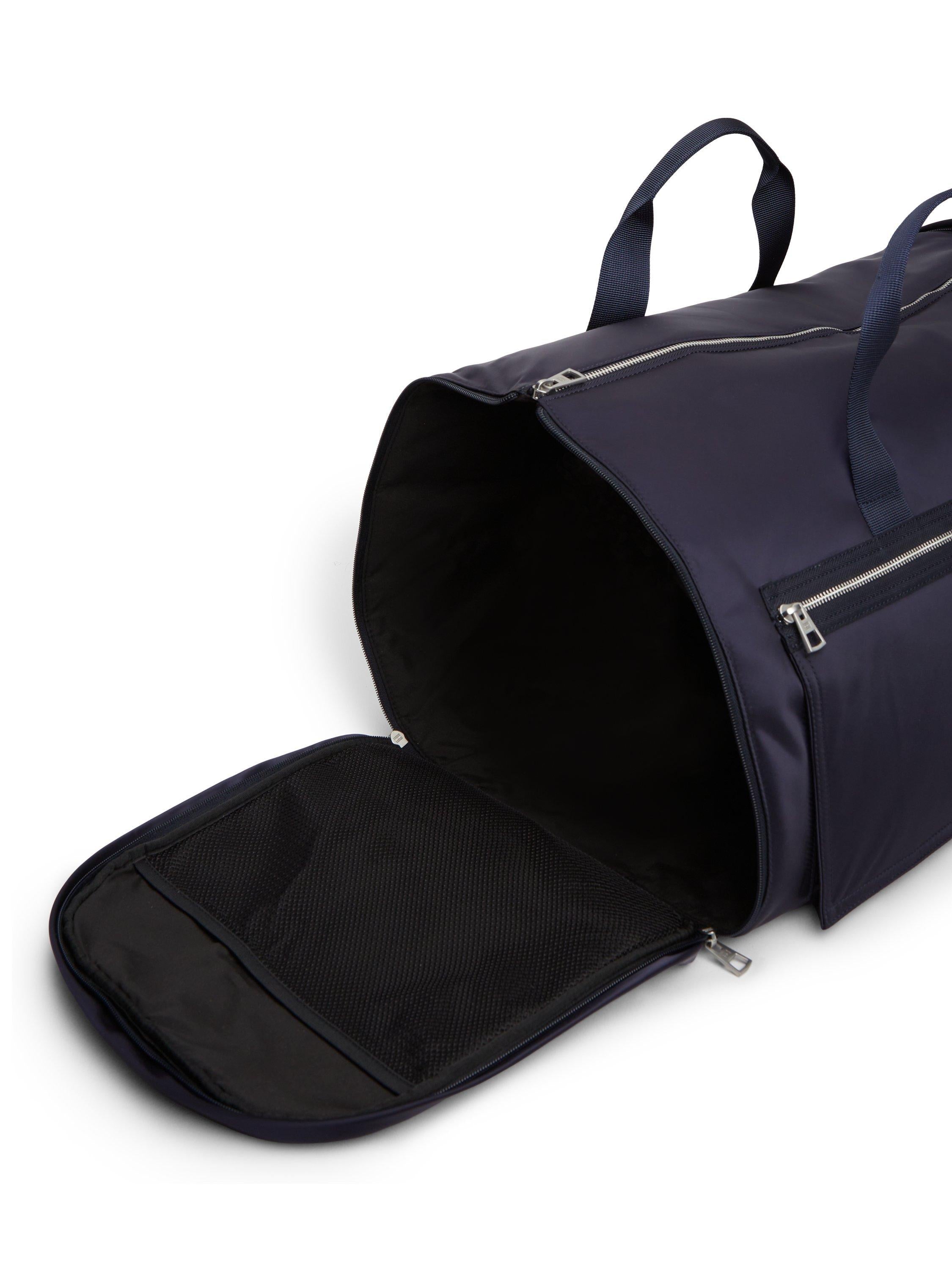 Tommy Hilfiger fold-out garment bag dark blue, UK version