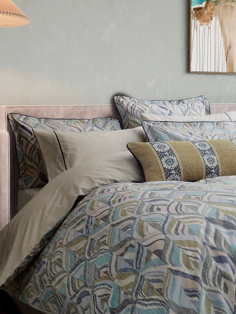Bedeck of Belfast Rayanne duvet set double, imported from the UK