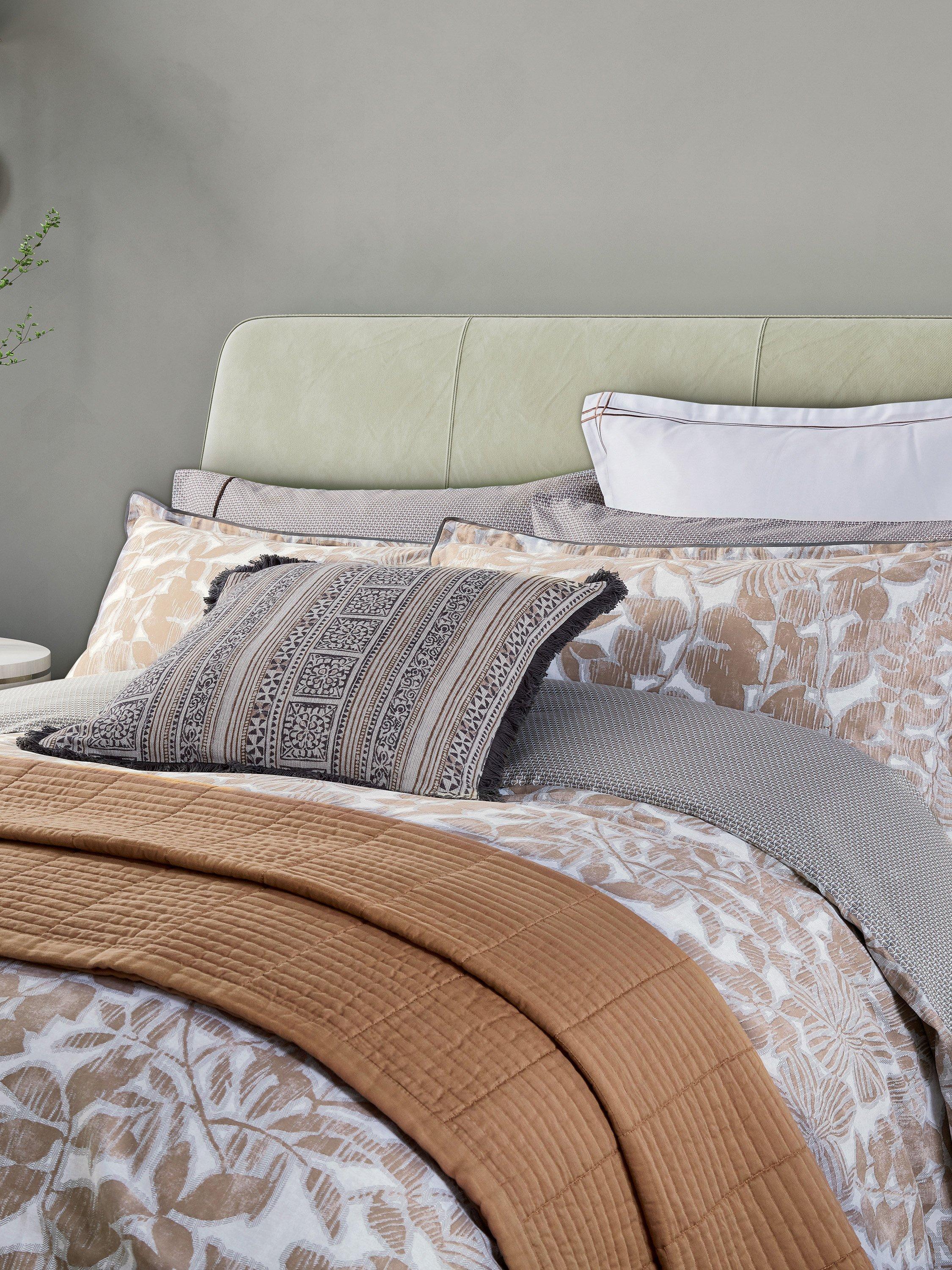 Bedeck of Belfast duvet cover set charcoal tan double, imported from the UK