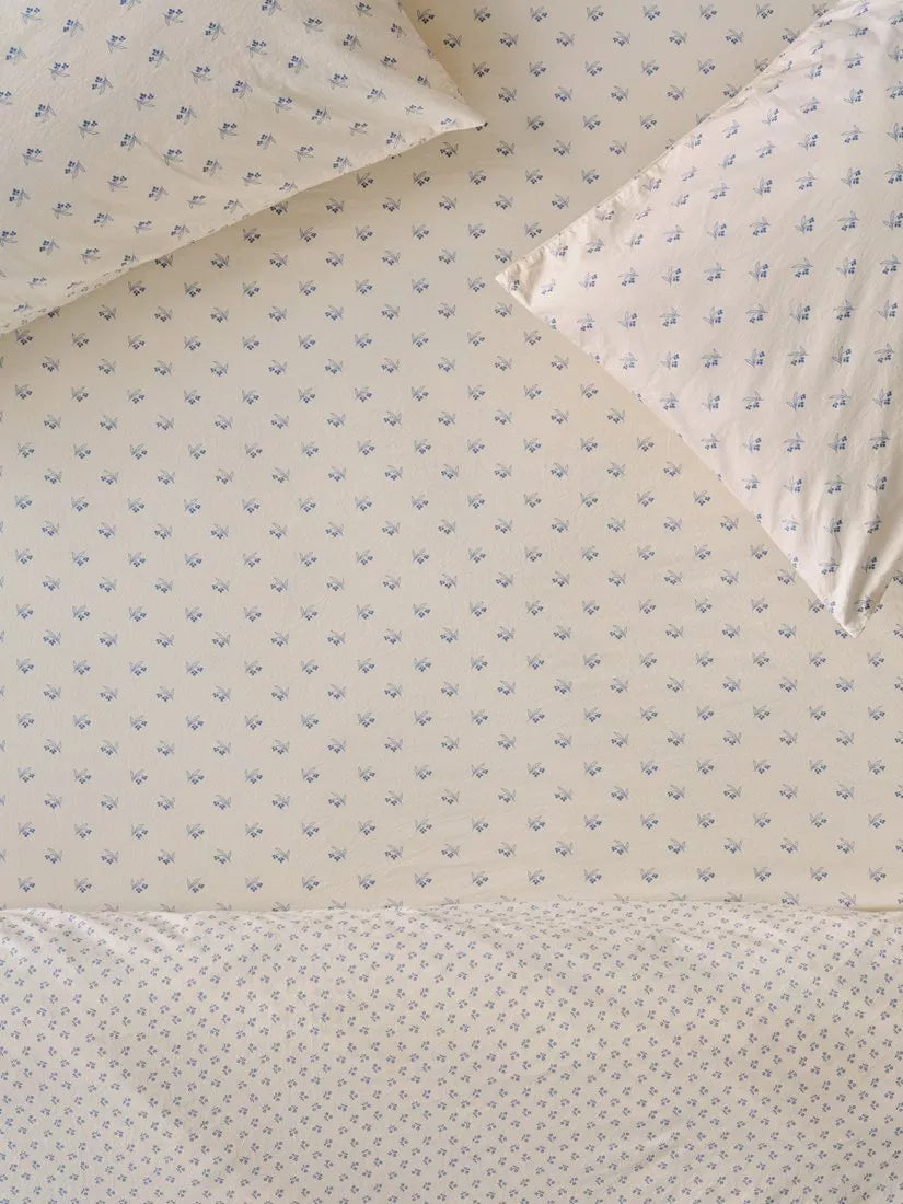 Piglet in Bed Martha Washed Cotton Fitted Sheet, Cove Blue/Cream, Single