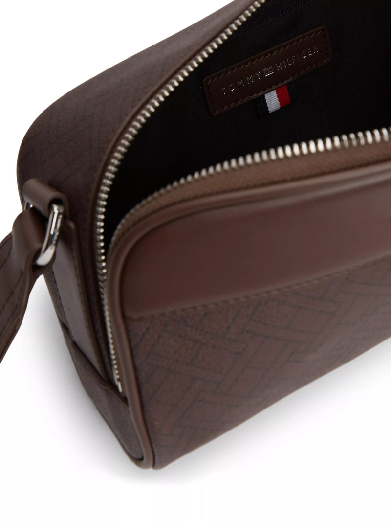 Tommy Hilfiger camera bag coffee bean textured embossed - British product