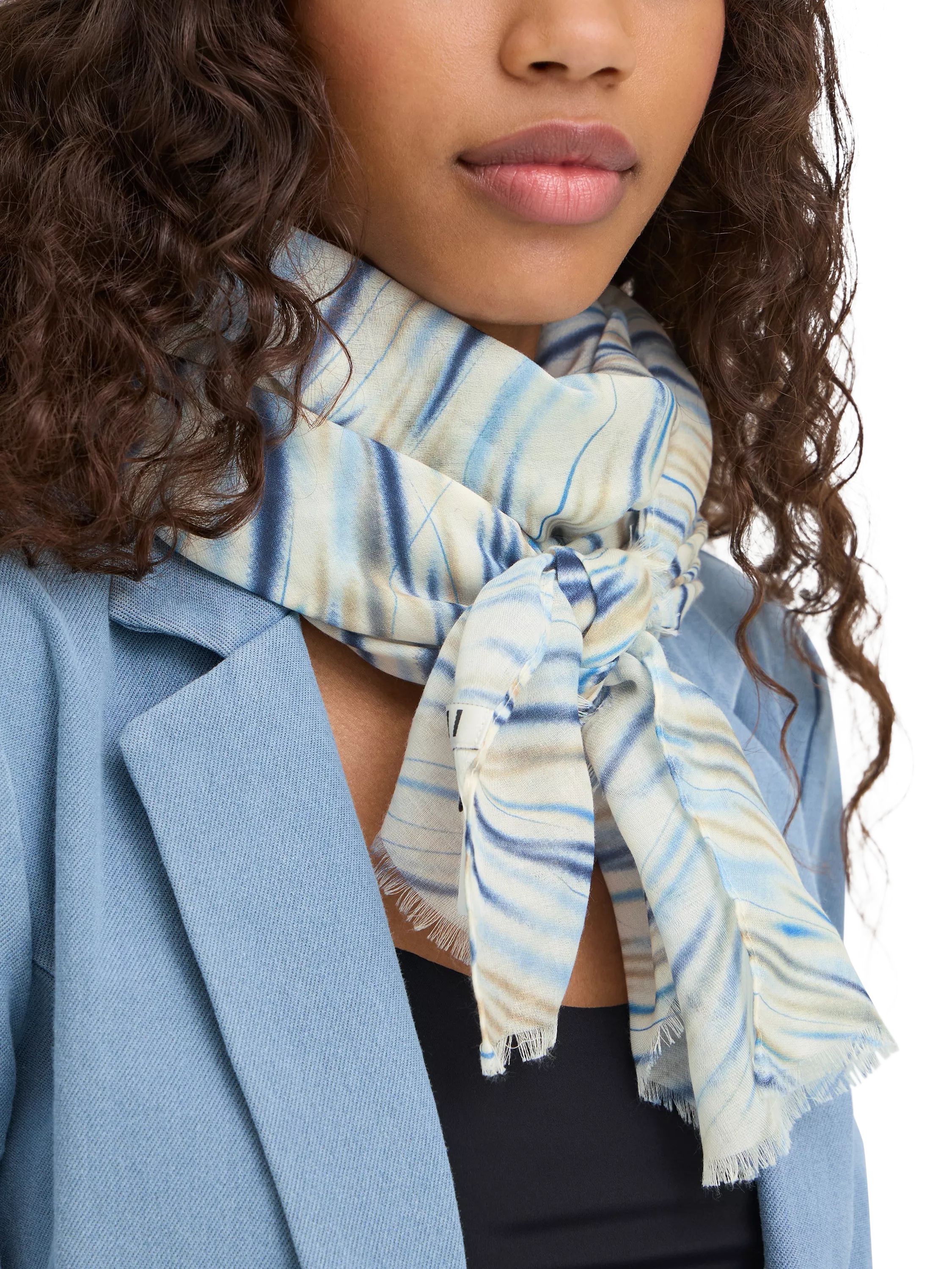 ICHI Ianja Scarf Nebulas Blue, UK version