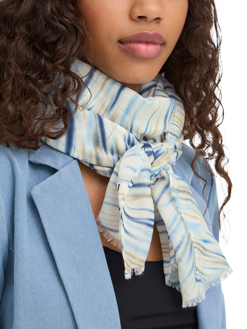 ICHI Ianja Scarf Nebulas Blue, UK version