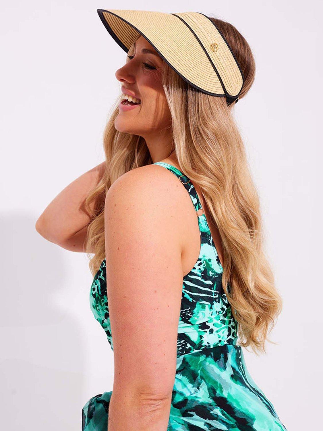 Seaspray Sascha visor in contemporary colour, British product