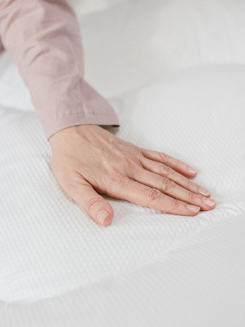 The Fine Bedding Company Breathe duvet 4.5 tog double, imported from the UK