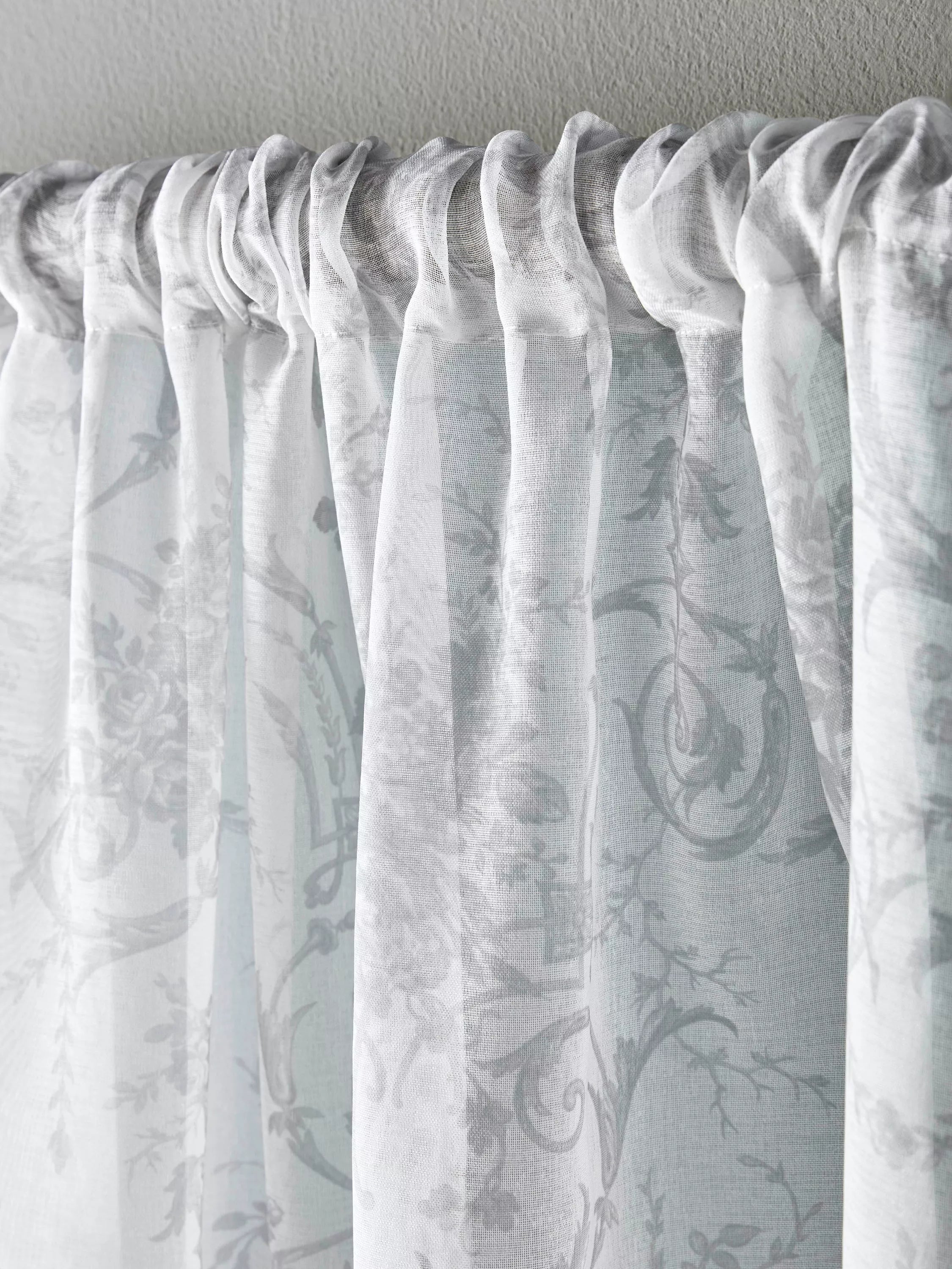 Laura Ashley Tuileries dove voile panel 137cm, UK version