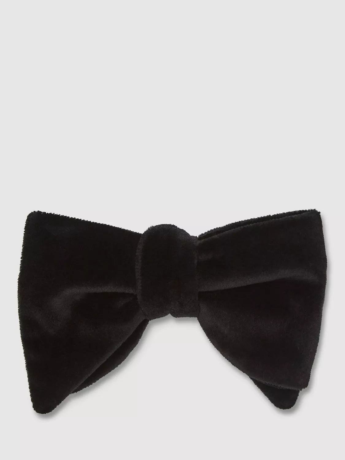 Reiss Hike Velvet Bow Tie Black, UK version