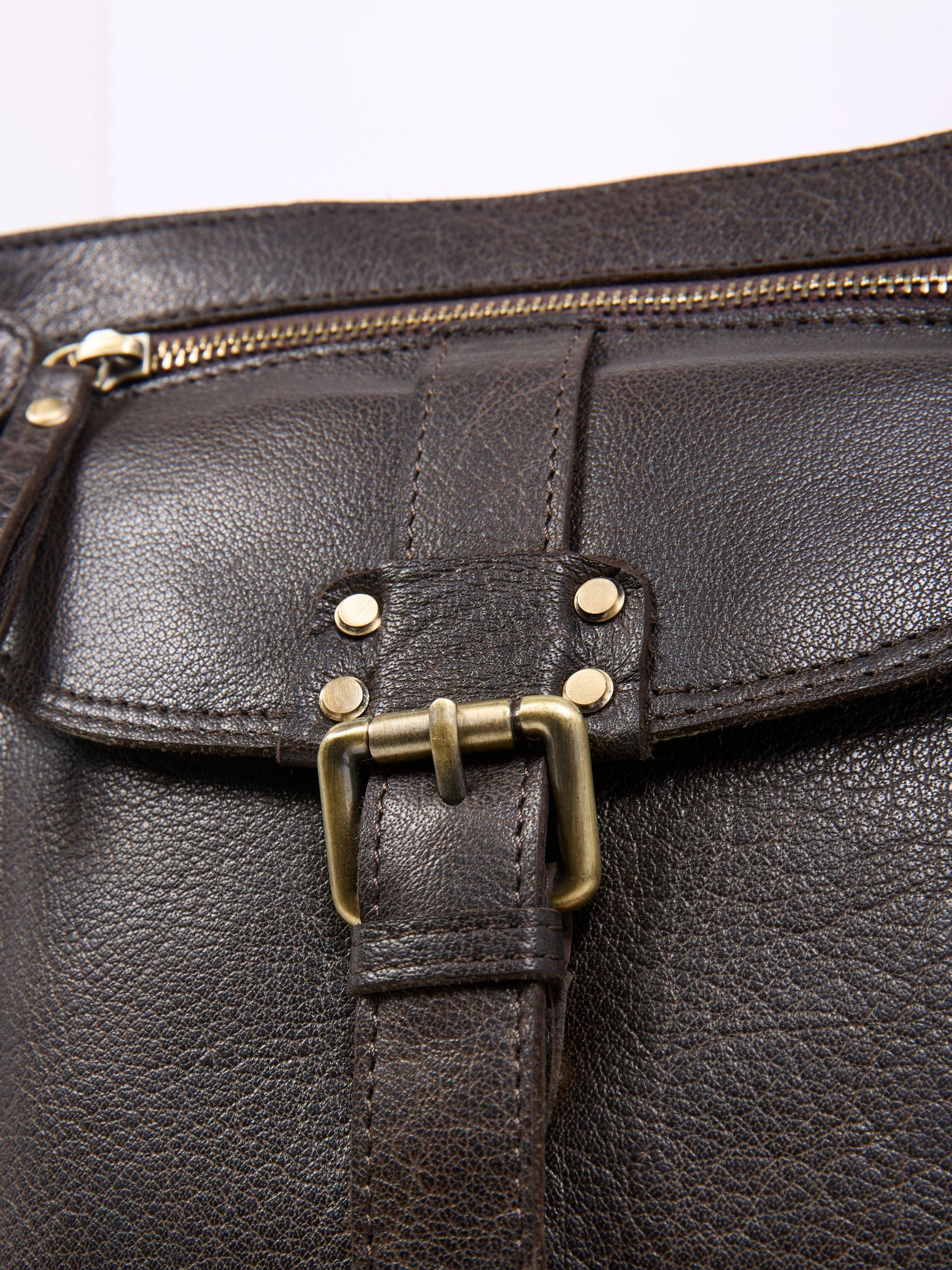 Celtic & Co crossbody bag chocolate, imported from the UK