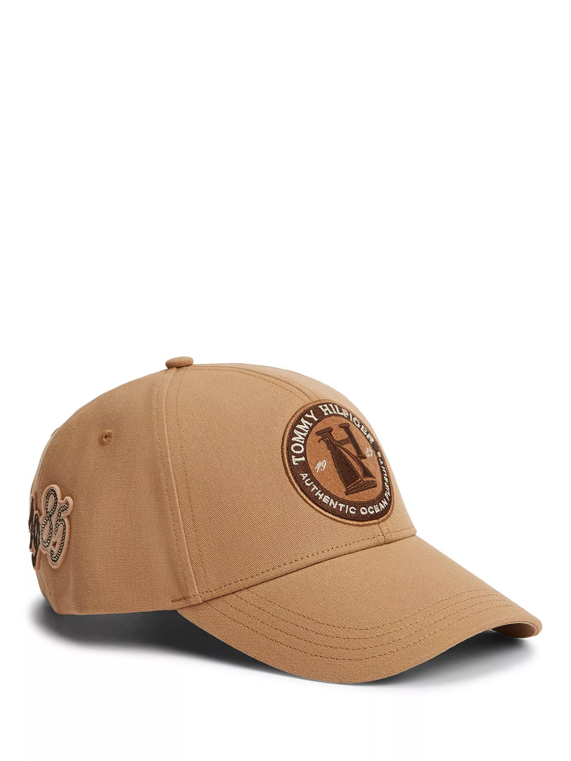 Tommy Hilfiger logo patch baseball cap, UK version