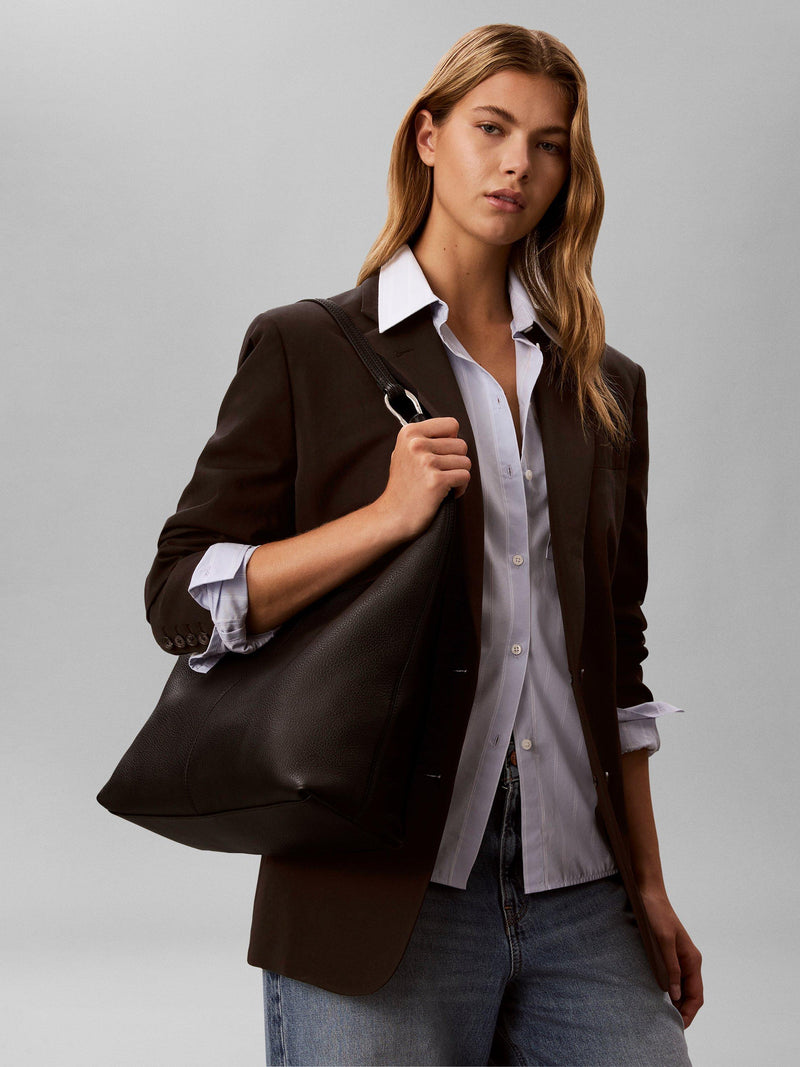 Calvin Klein slouchy leather shoulder bag black (British brand)