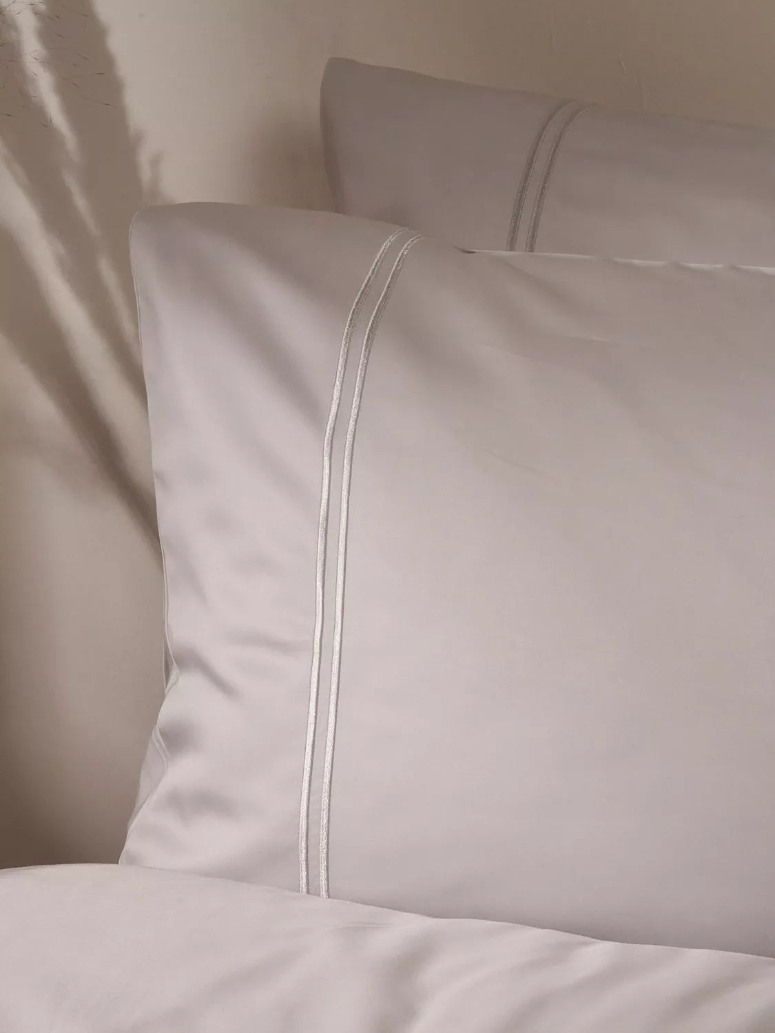 Truly bedding dove grey double duvet cover, UK version