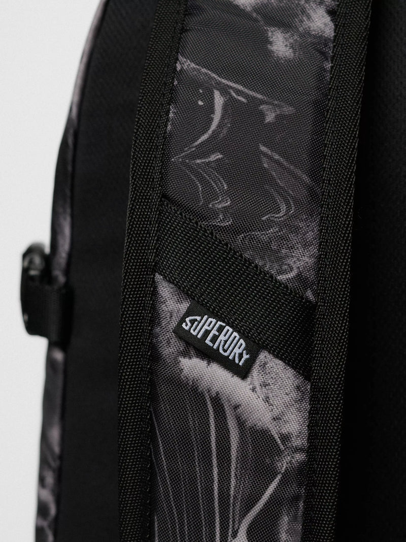Superdry backpack 28L black, UK version