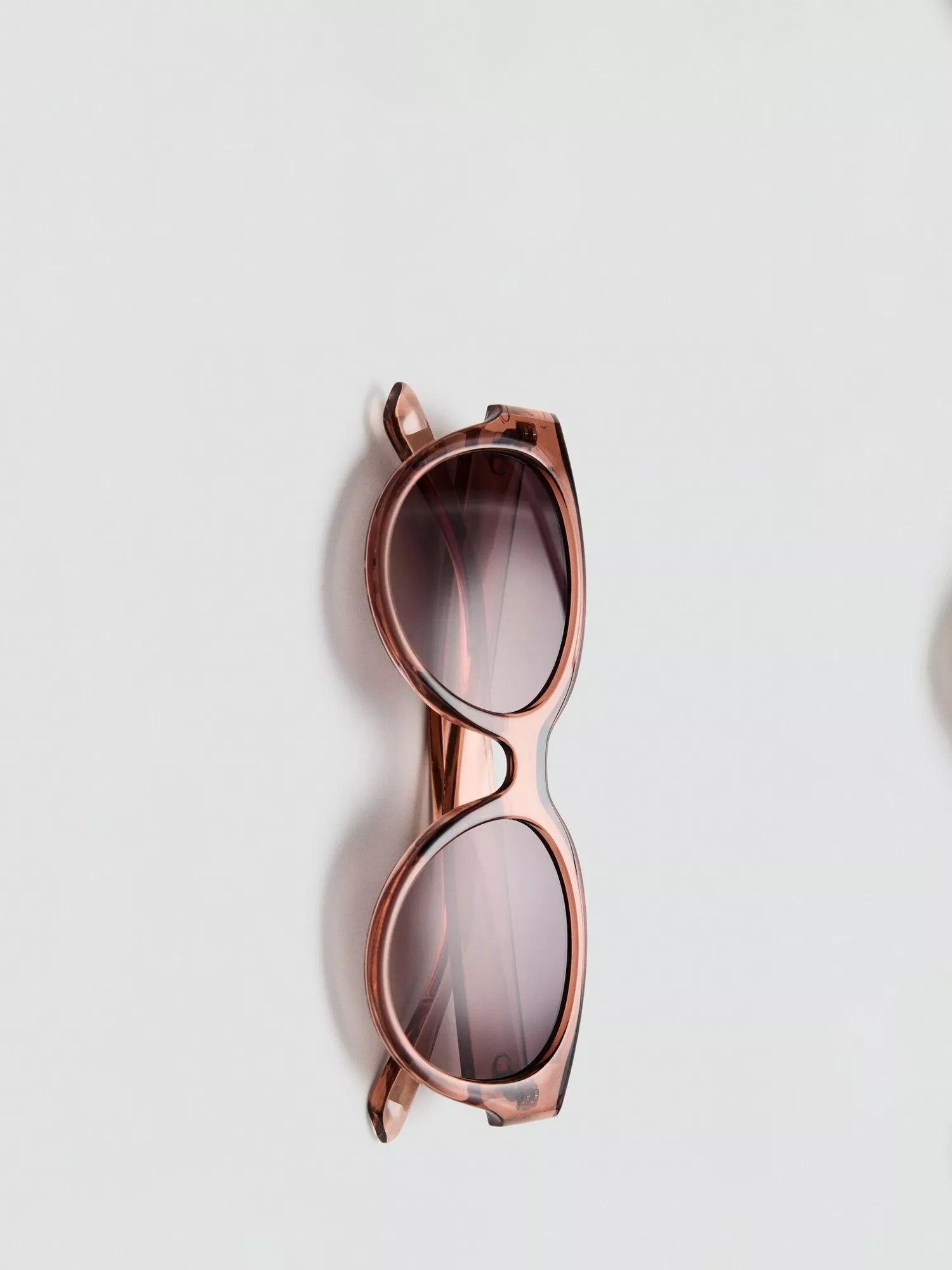 Mango cat's eye sunglasses peach gradient lenses, UK version