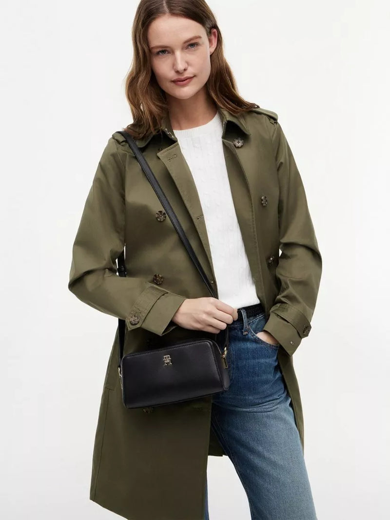 Tommy Hilfiger crossbody camera bag compact design (British brand)