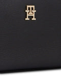 Tommy Hilfiger crossbody camera bag compact design (British brand)