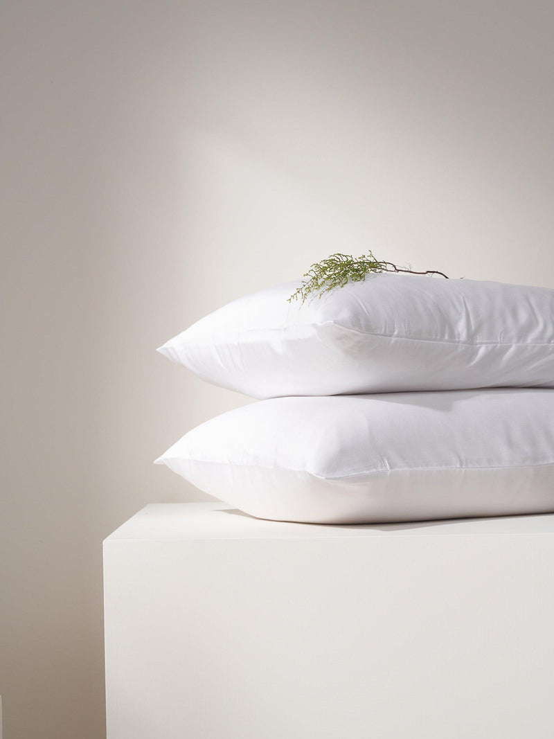 Truly bamboo duvet cover set white double, imported from the UK