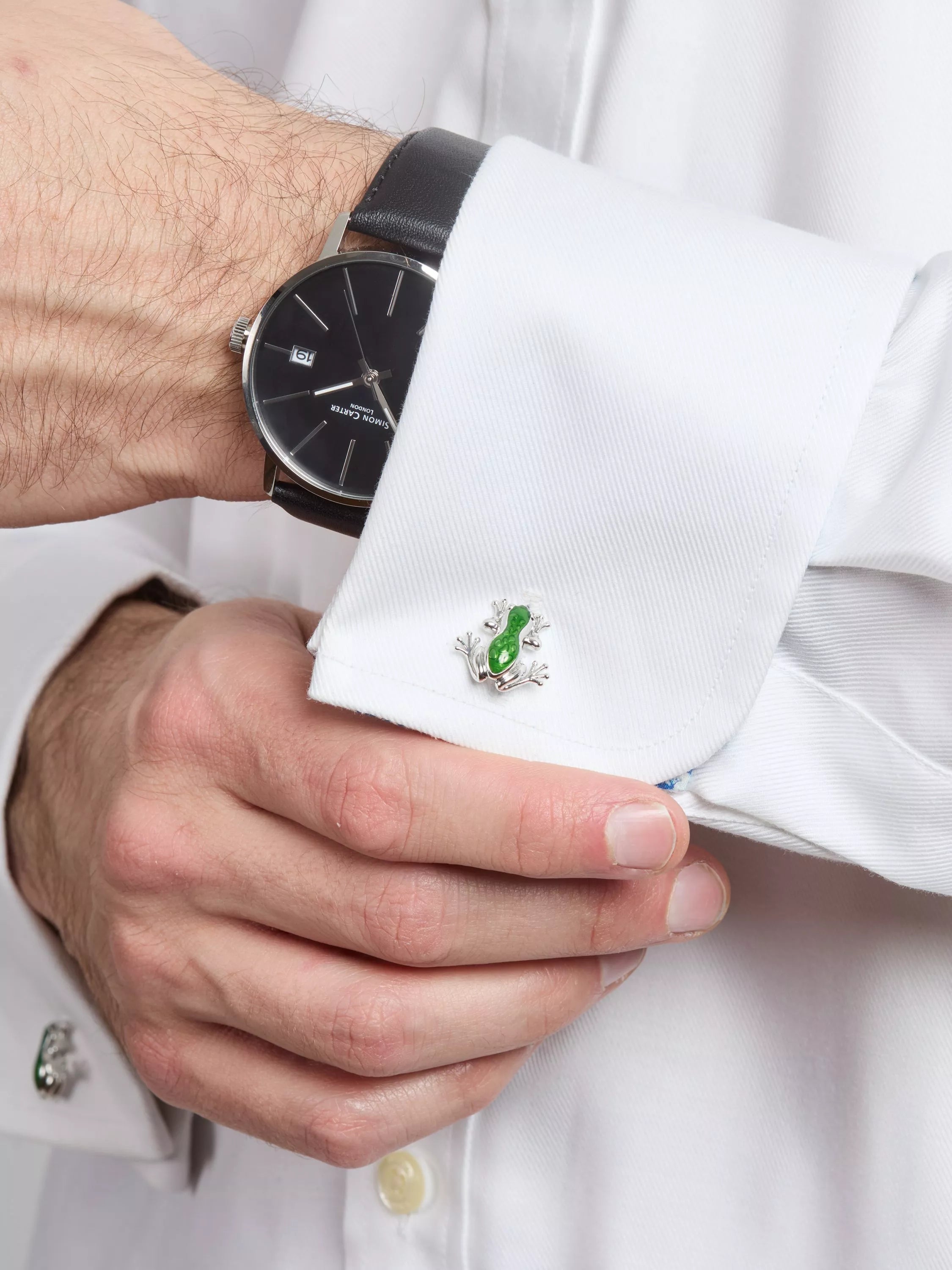 Simon Carter Tree Frog cufflinks in green, imported from the UK