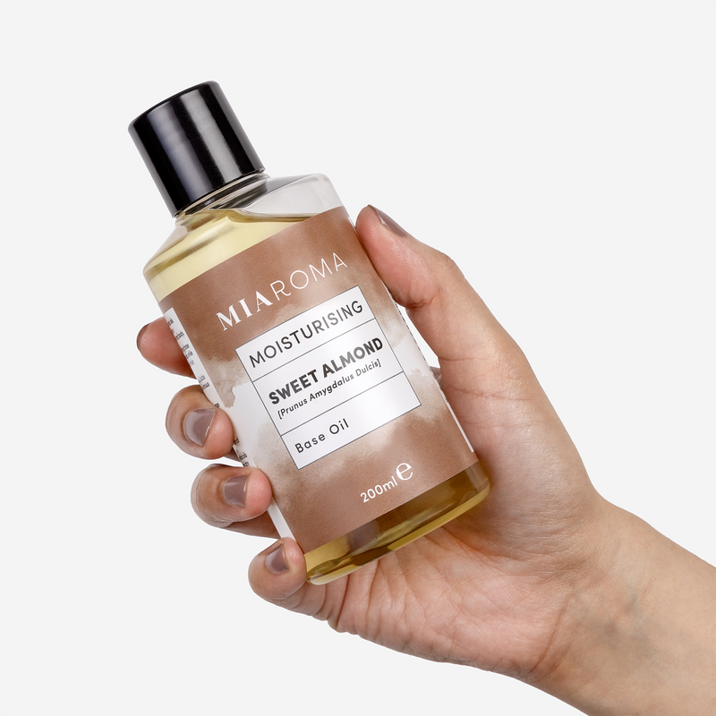 Miaroma sweet almond base oil 200ml - British product