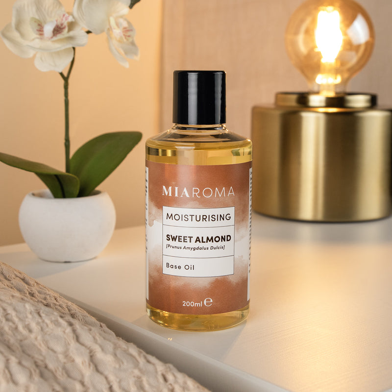 Miaroma sweet almond base oil 200ml - British product