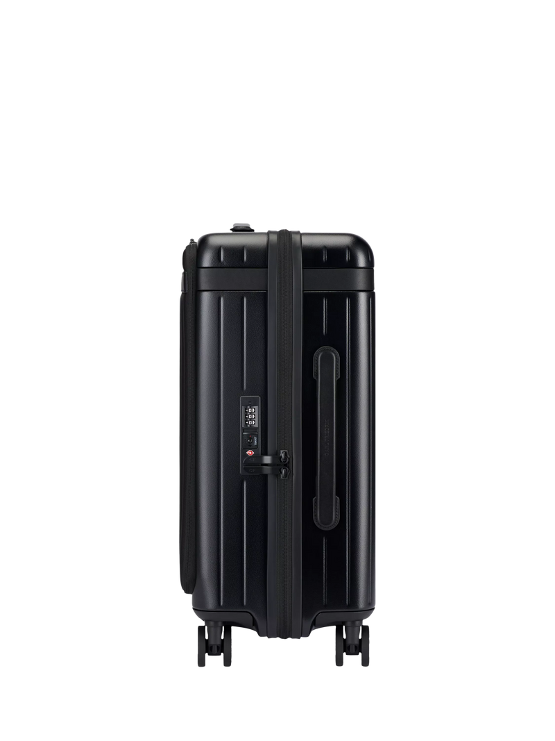 Carl Friedrik Core Carry-On X cabin suitcase 42.5L black, imported from the UK