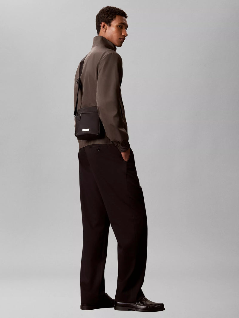 Calvin Klein reporter bag black nylon, imported from the UK