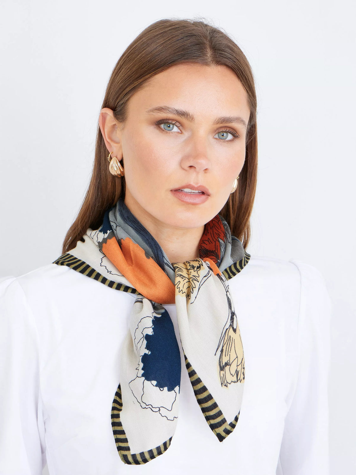 Yumi floral placement square scarf 67cm x 67cm (British brand)