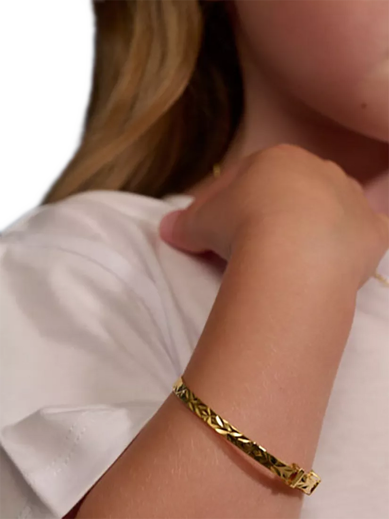 Little Star Inaya gold baby bangle 5cm (British brand)