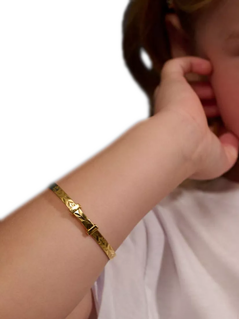 Little Star Inaya gold baby bangle 5cm (British brand)
