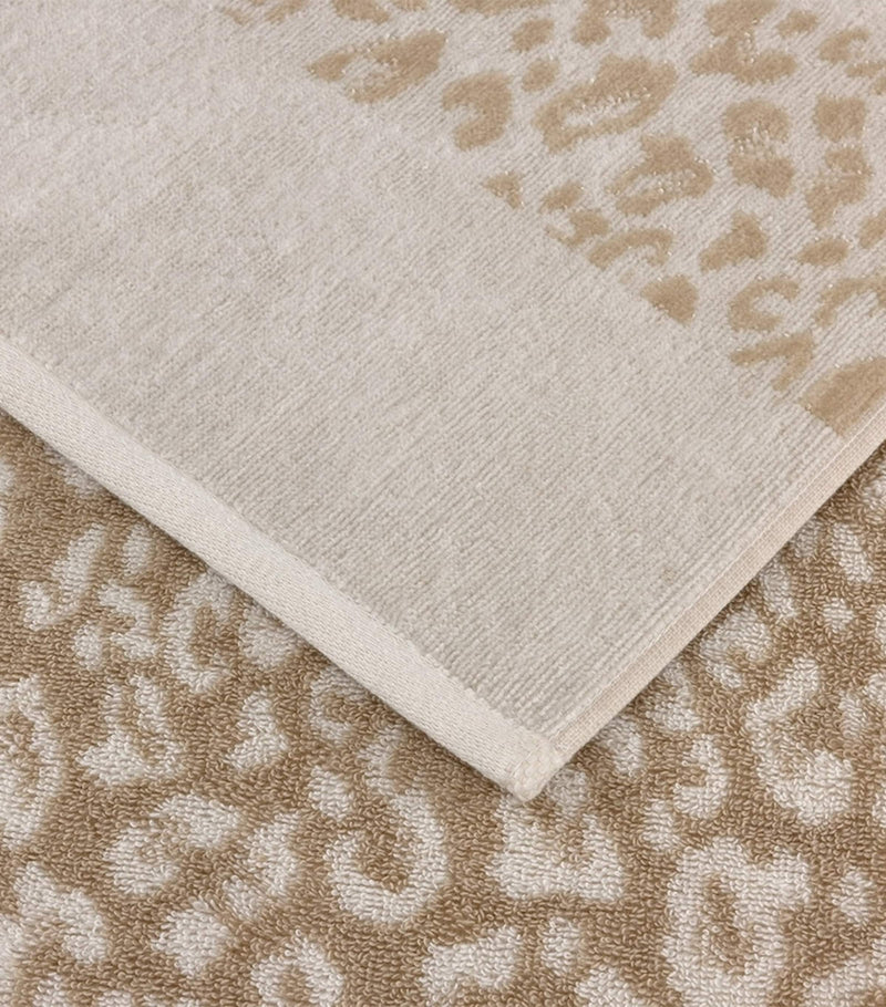 Yves Delorme Leopard bath sheet 150cm x 90cm (British brand)