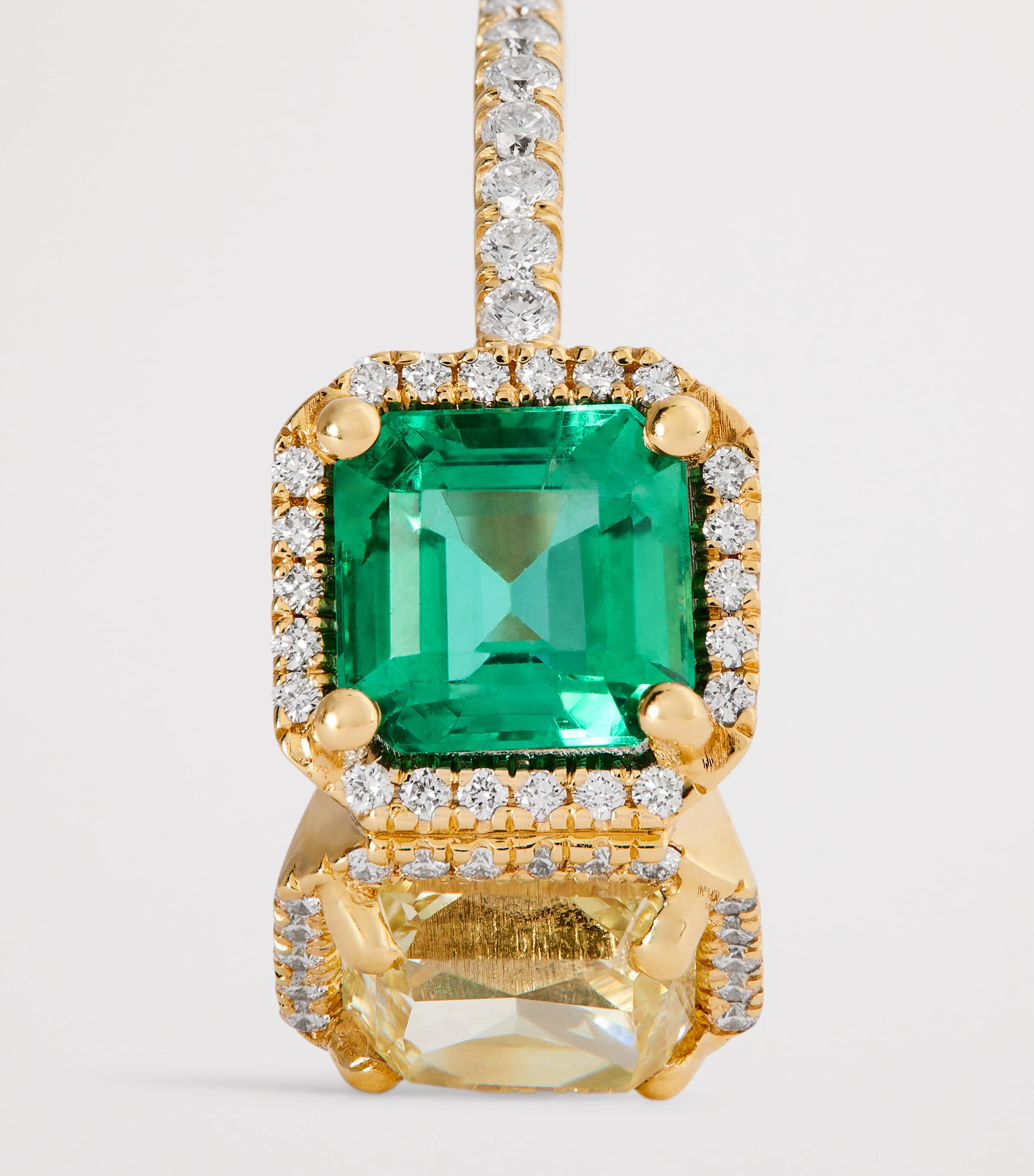 Suzanne Kalan Toi et Moi ring with emerald and diamonds in yellow gold, UK version
