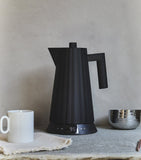 Alessi Plissé temperature control kettle 1.7L - British product