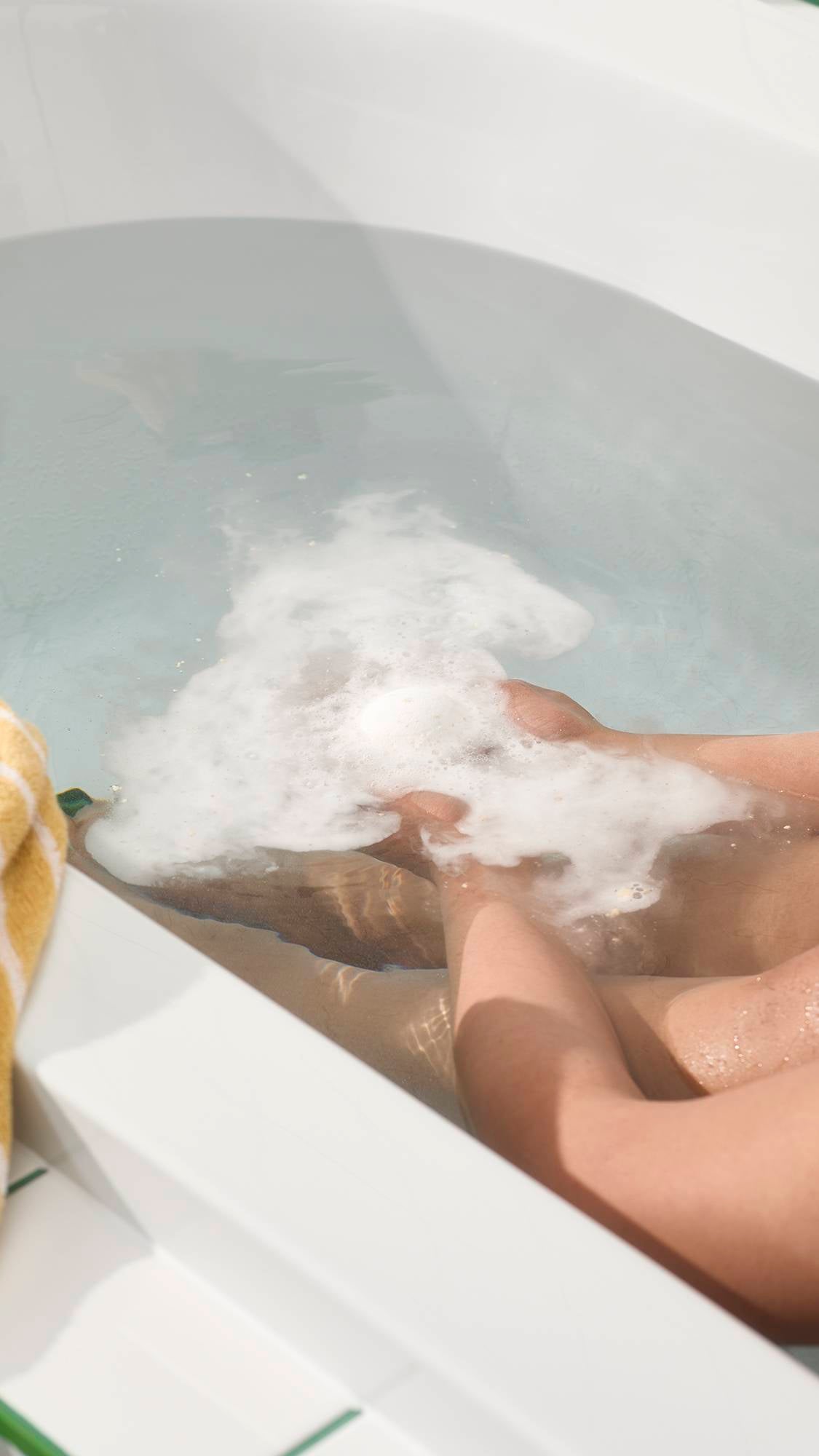 Lush Butterball bath bomb with vanilla, imported from the UK
