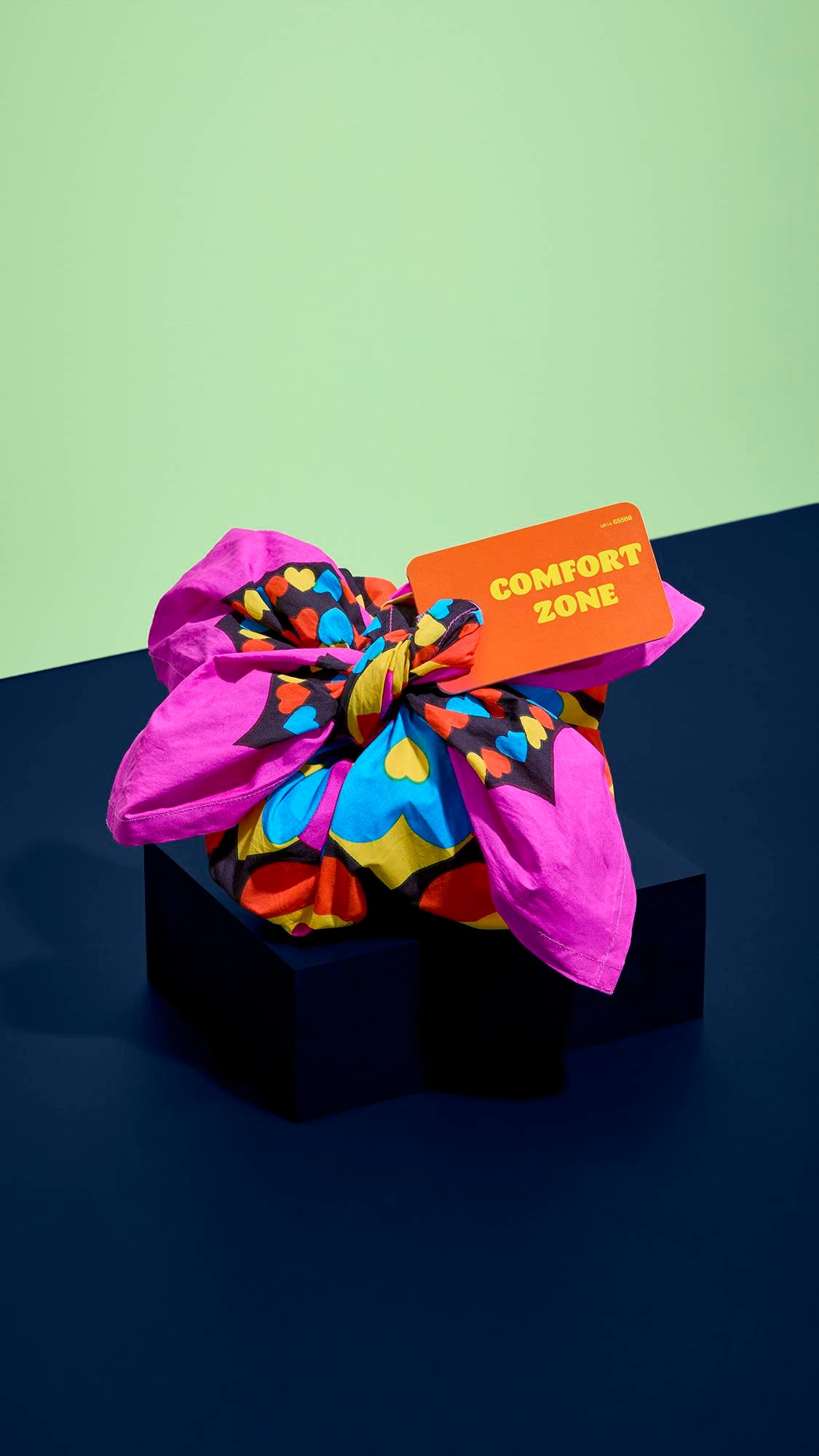 Lush Comfort Zone gift set with organic Knot Wrap, UK version