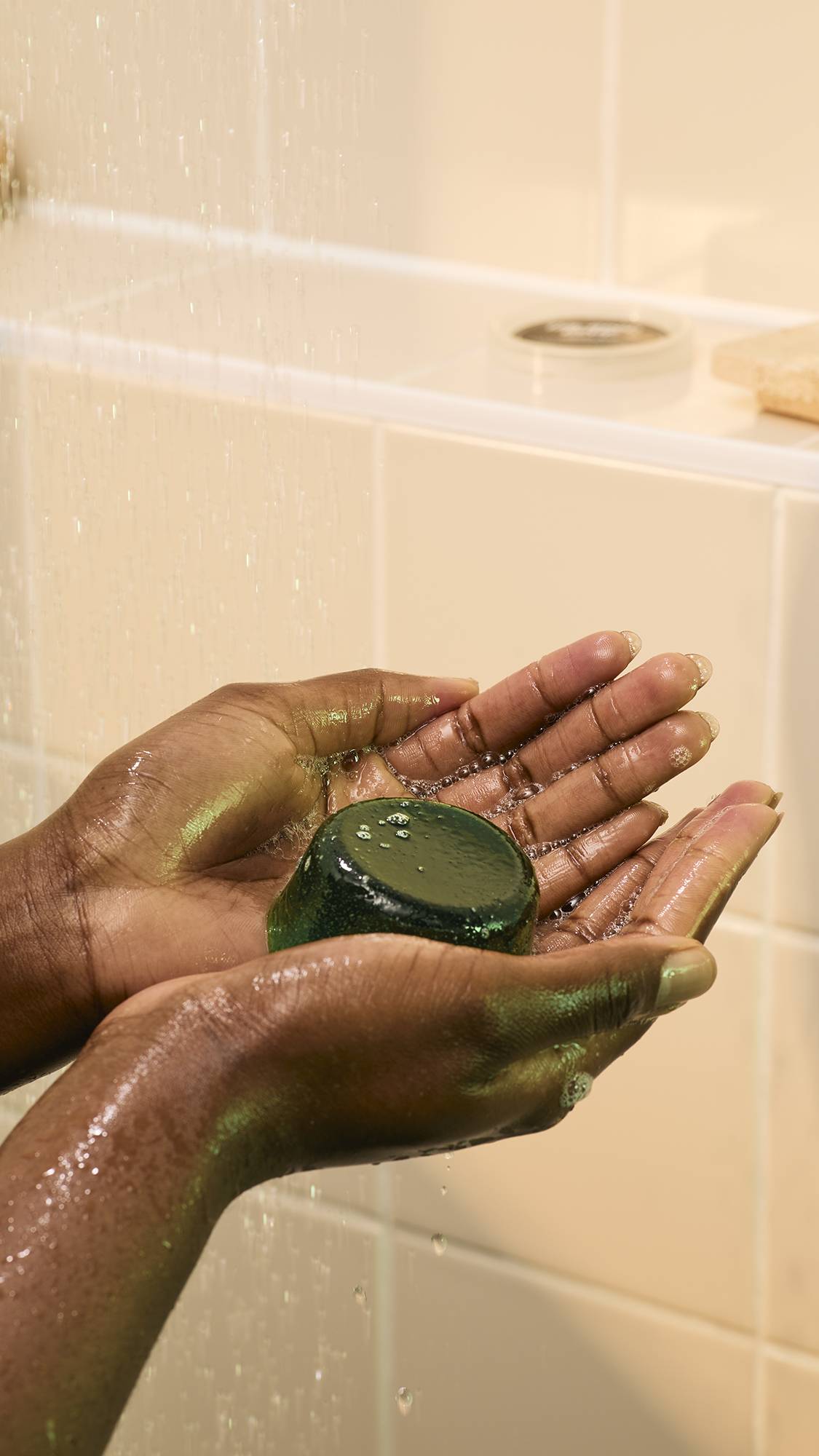Lush Good Hour shower jelly with peppermint and eucalyptus, UK version