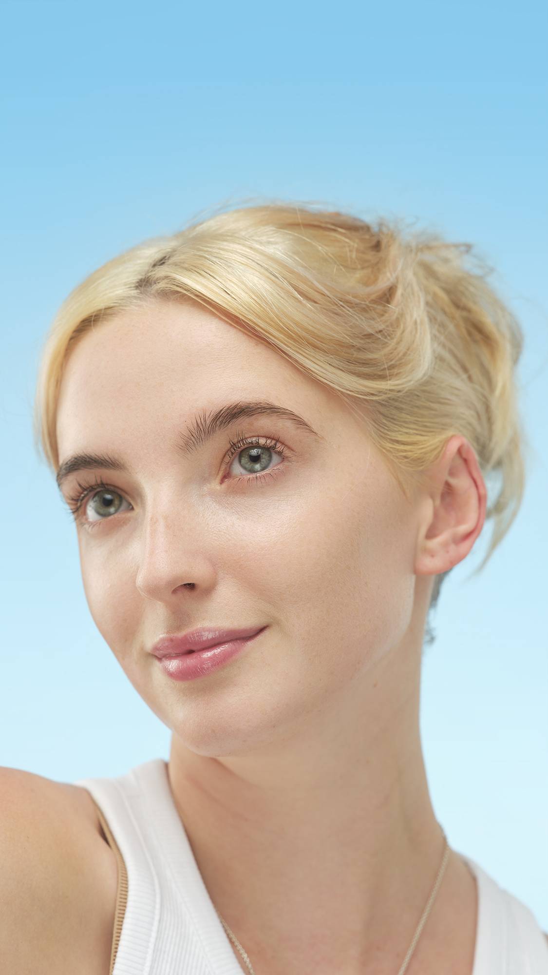 Skinwear tinted moisturiser in Light Cool shade - British product