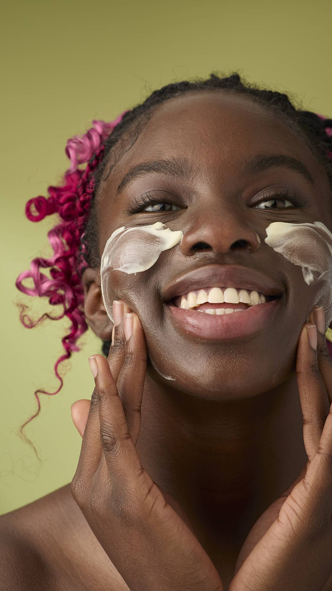Lush Oat Cleansing Balm for sensitive skin, imported from the UK