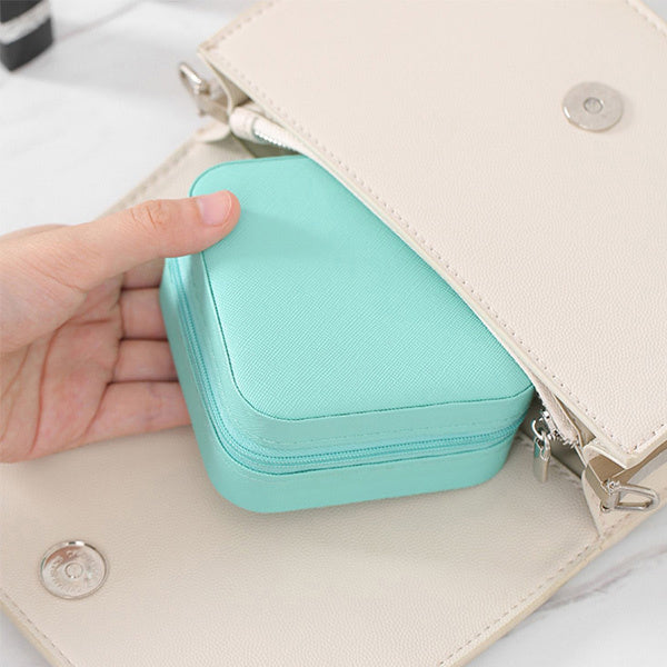 Livingandhome portable PU leather travel jewellery box, compact - British product