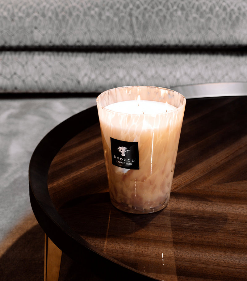 Baobab Collection White Pearls candle 16cm - British product