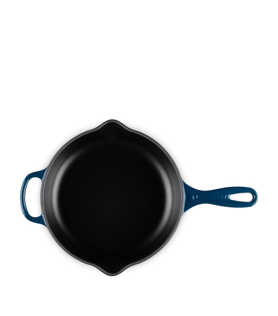 Le Creuset cast iron skillet 23cm, UK version