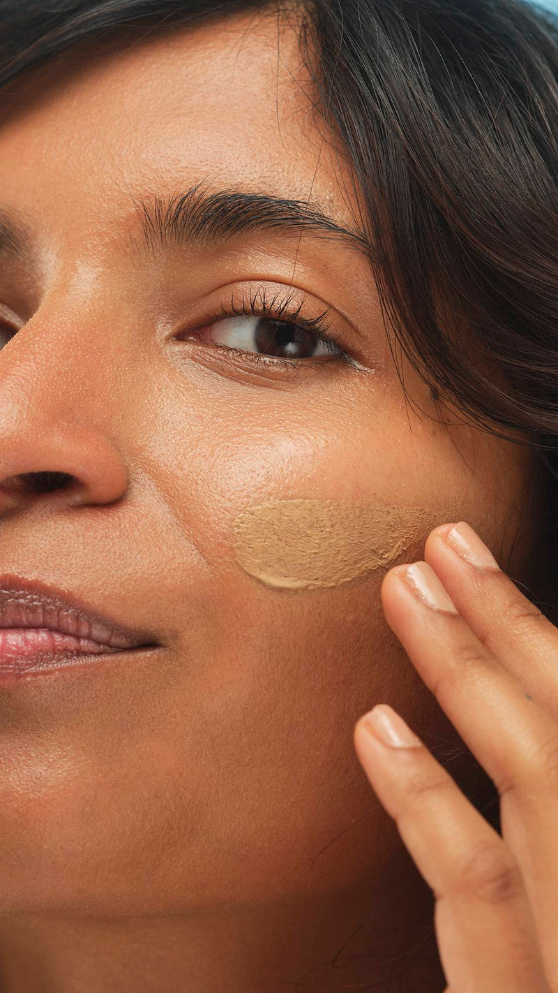 Tinted moisturiser Medium Dark Neutral - British product